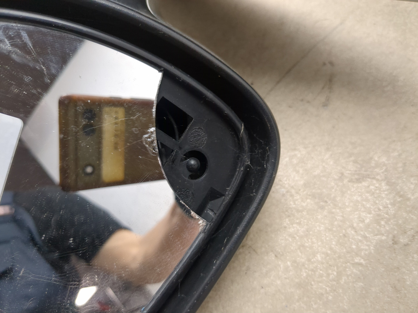 Зеркало правое электрическое