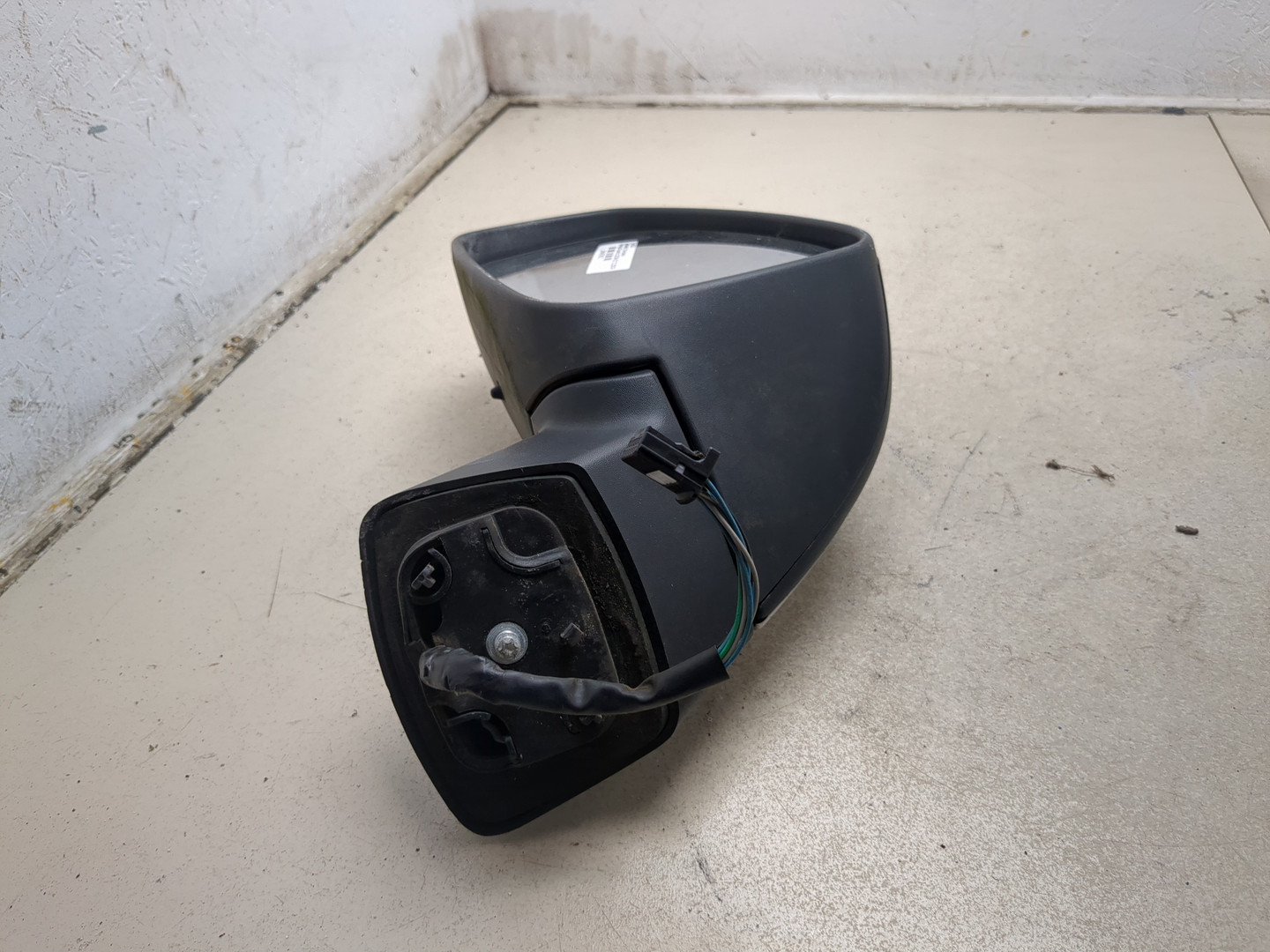 Зеркало левое электрическое