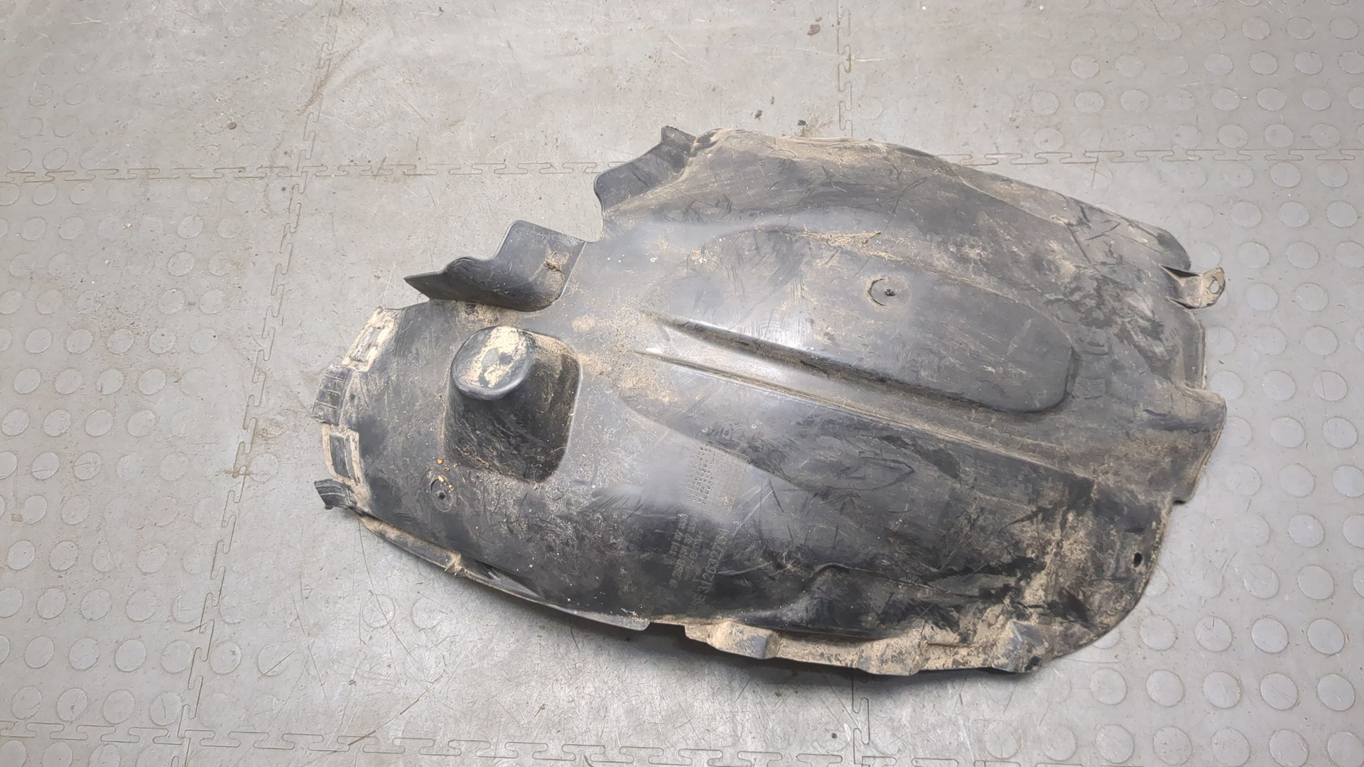 Локер передний левый