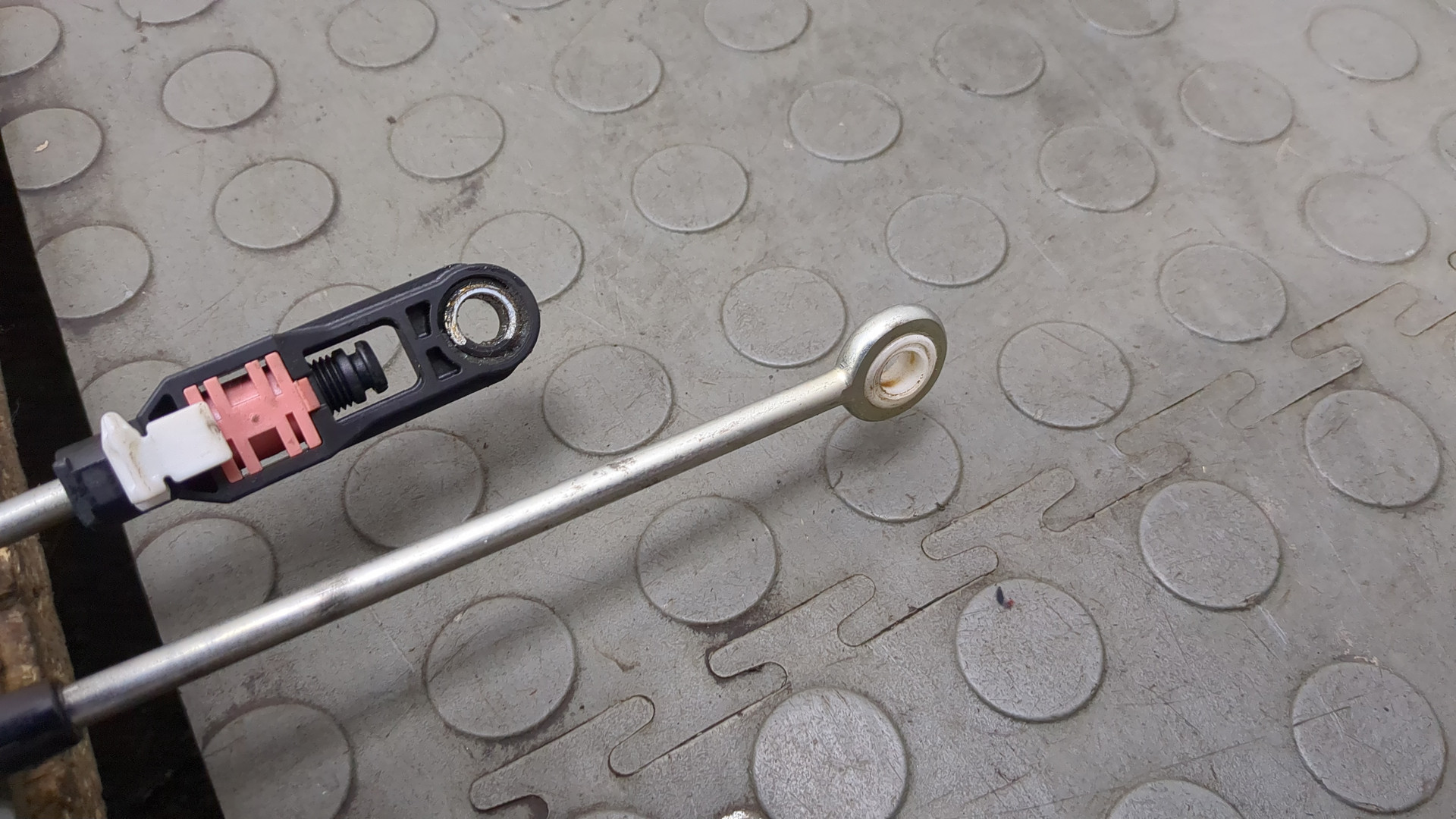 Трос КПП (выбора/переключения передач)