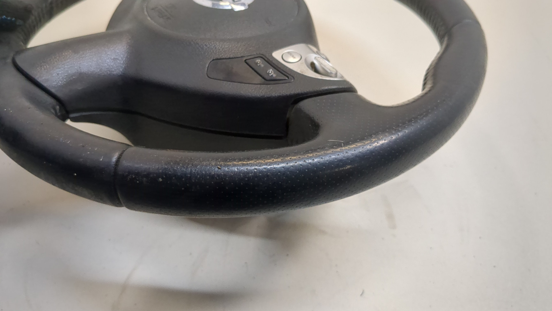 Рулевое колесо (руль)