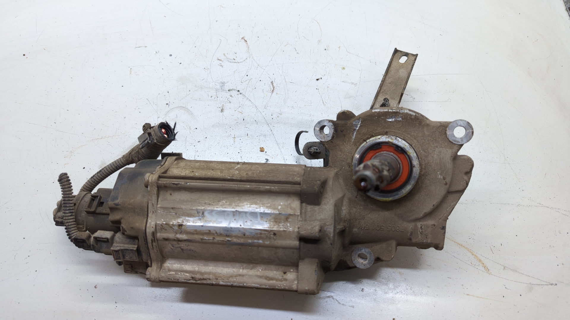 Серводвигатель рулевой рейки