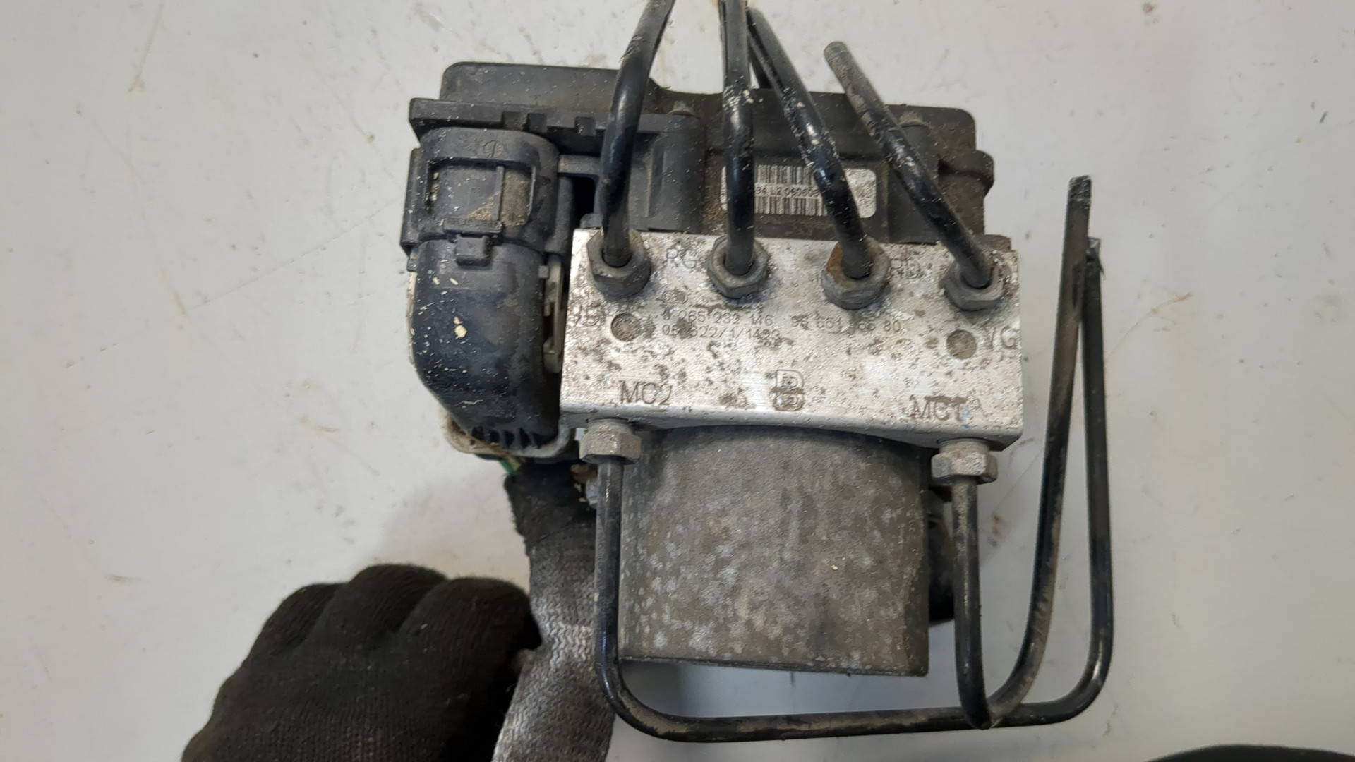 Блок ABS (насос)