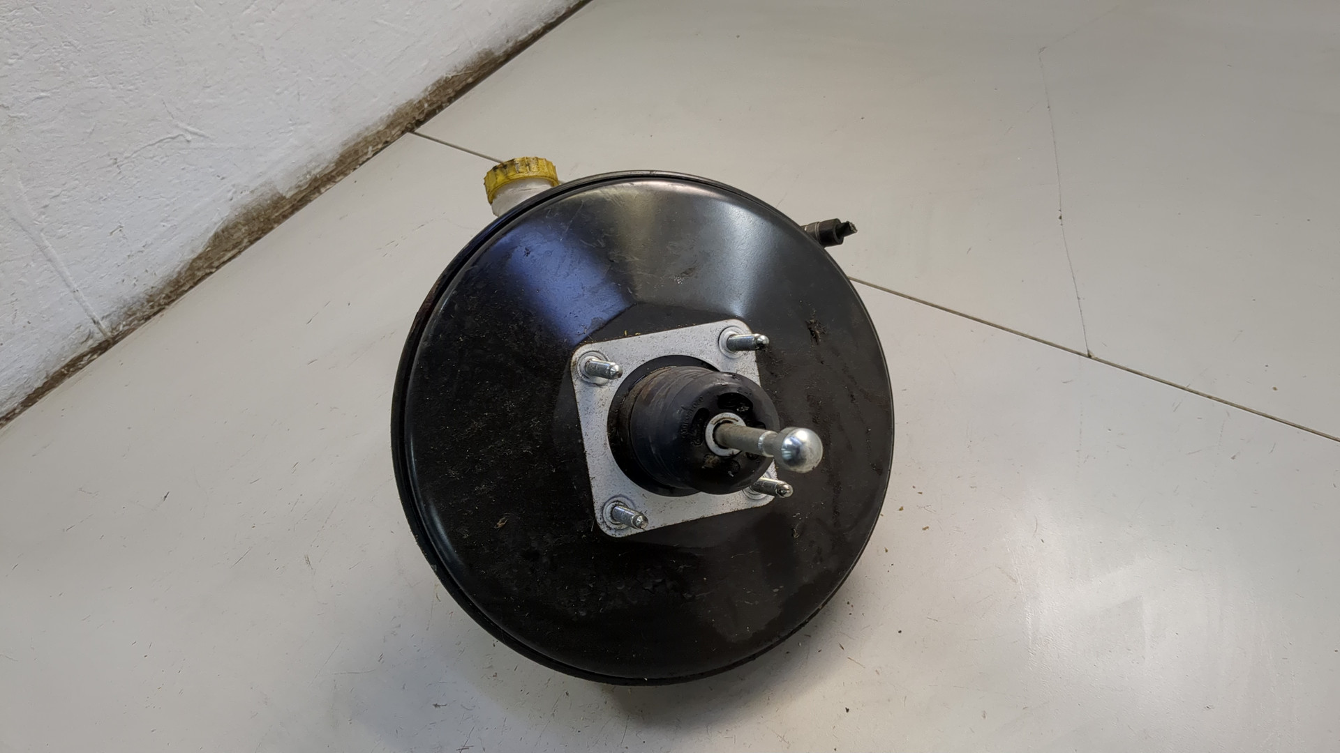 Цилиндр тормозной главный