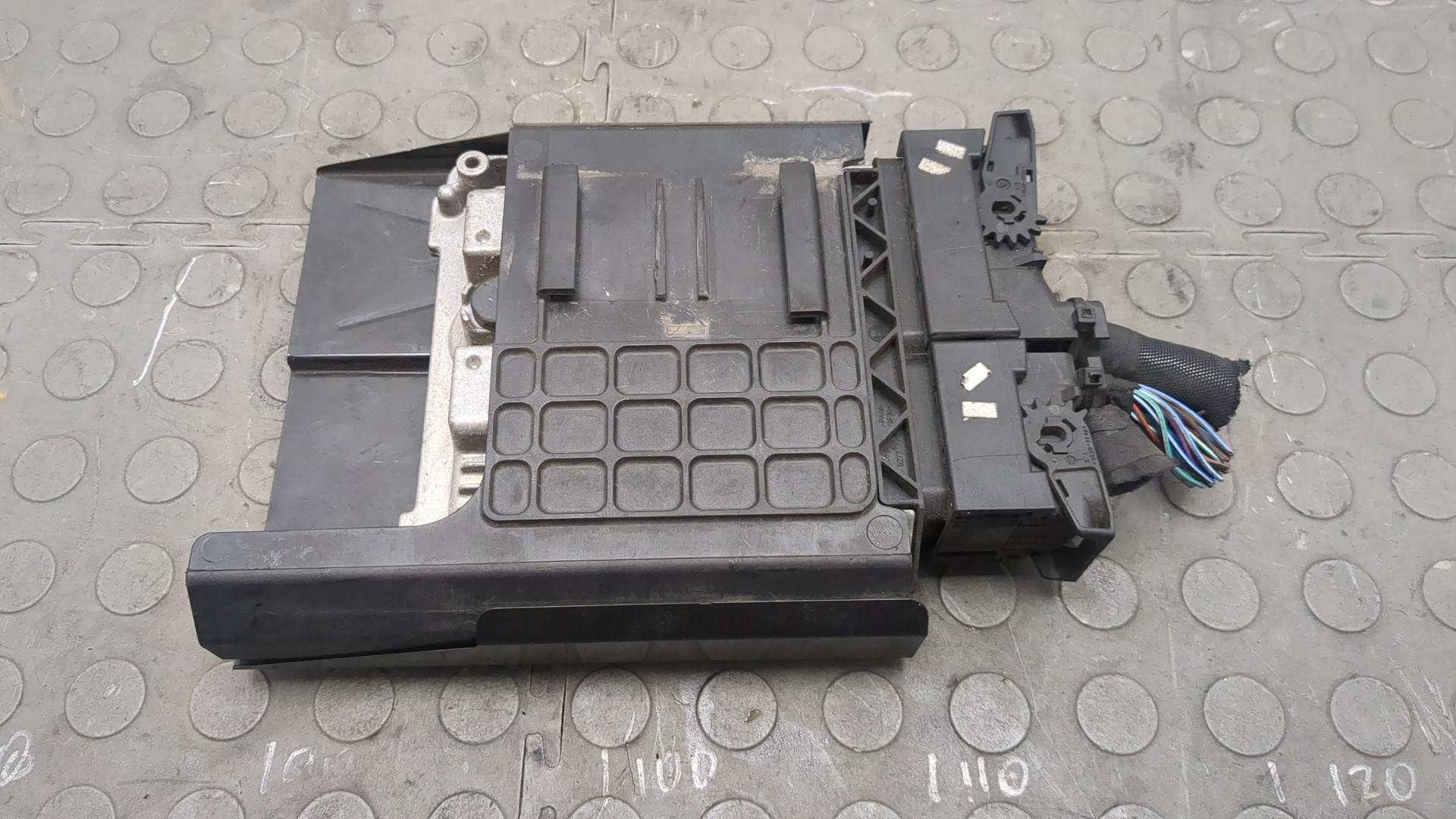 Блок управления двигателем