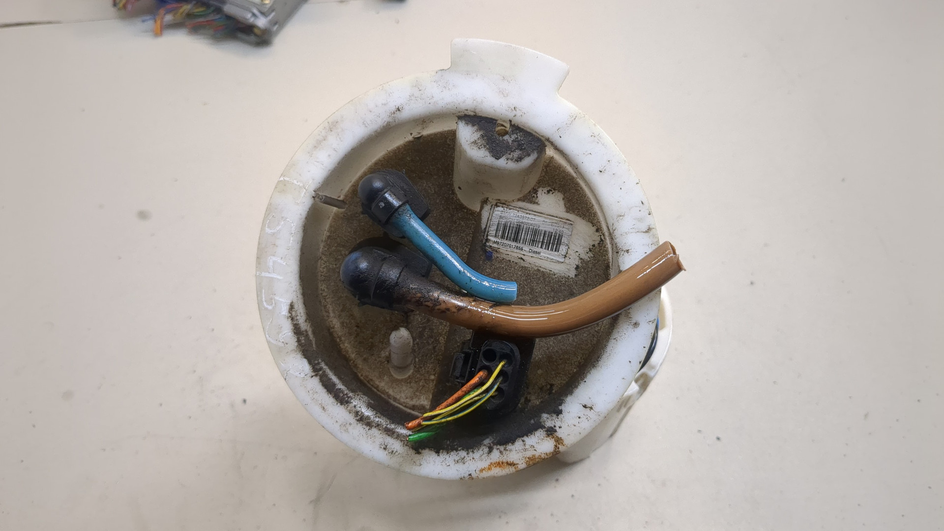 Насос топливный электрический