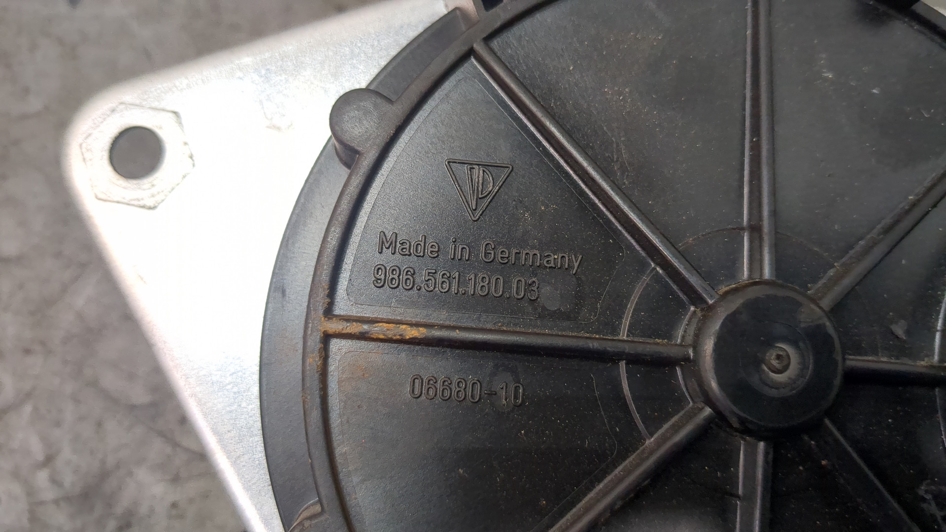 Механизм складывания крыши