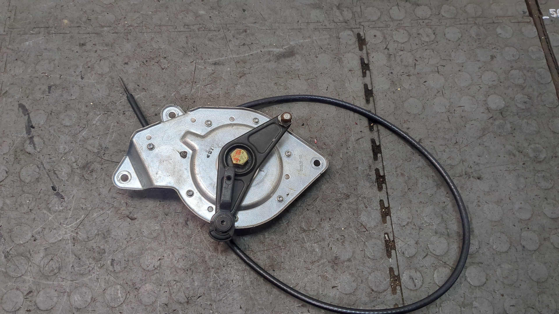 Механизм складывания крыши