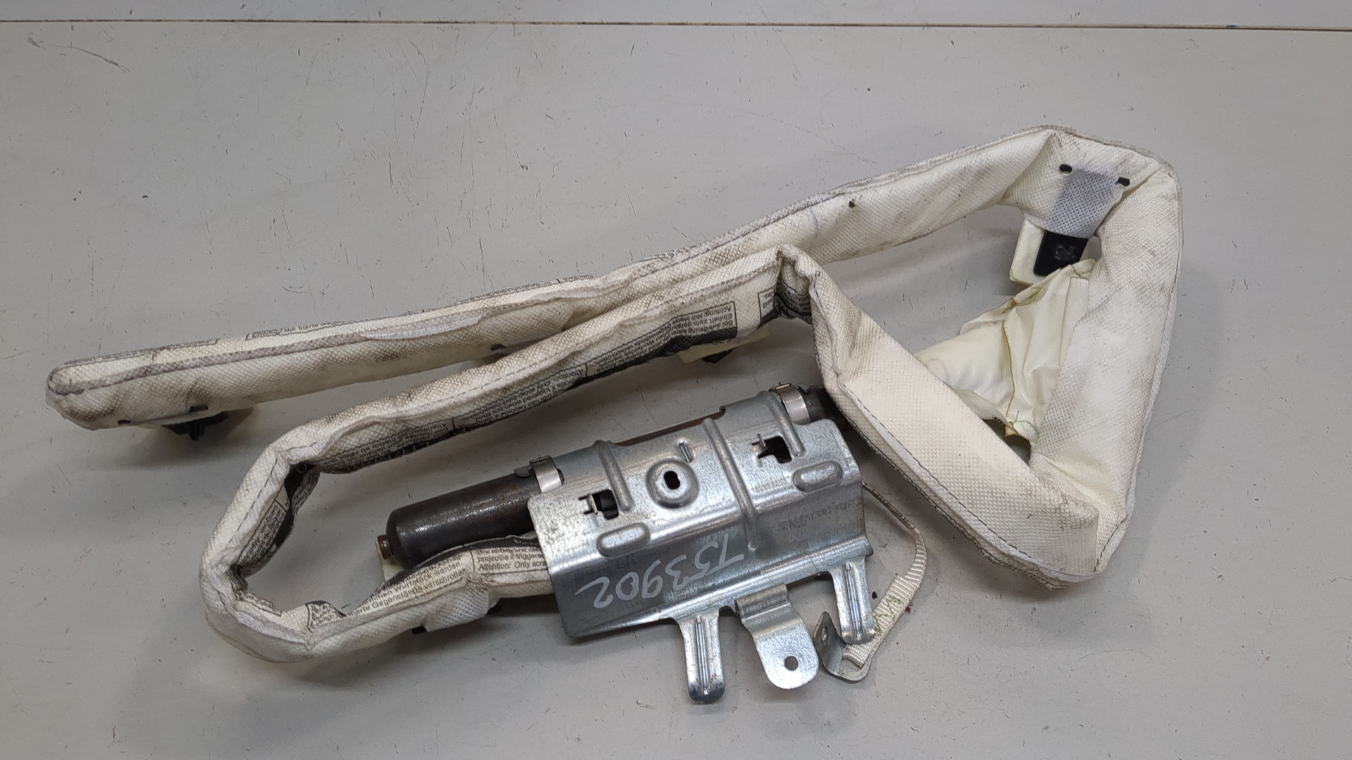 Подушка безопасности боковая (шторка)