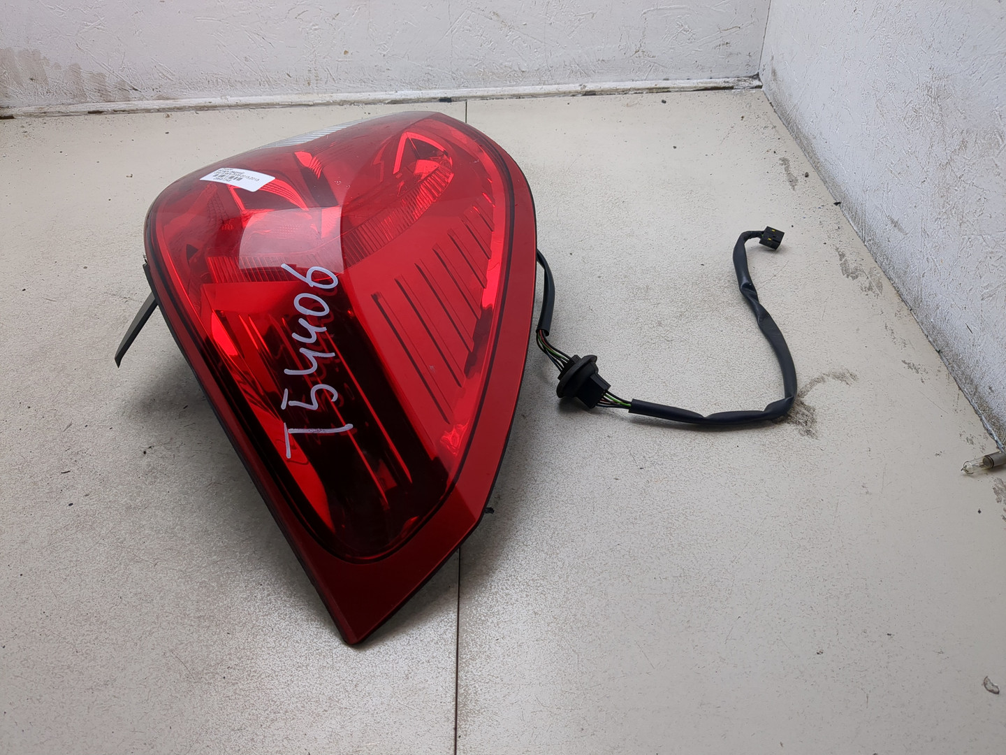 Фонарь задний левый