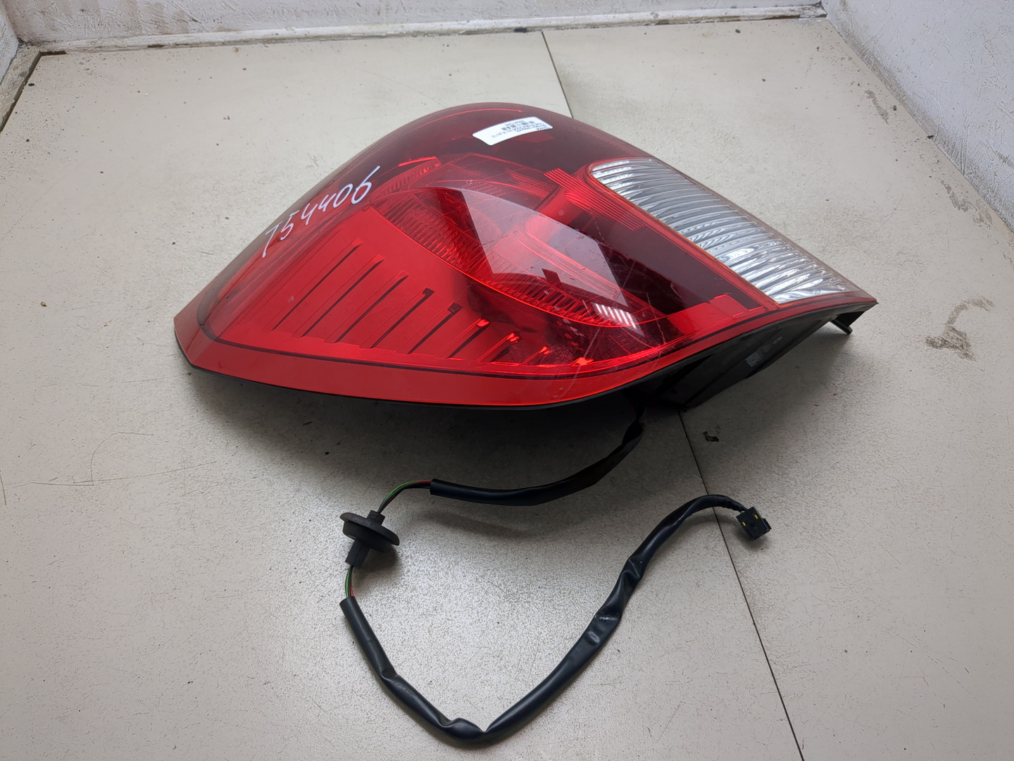 Фонарь задний левый