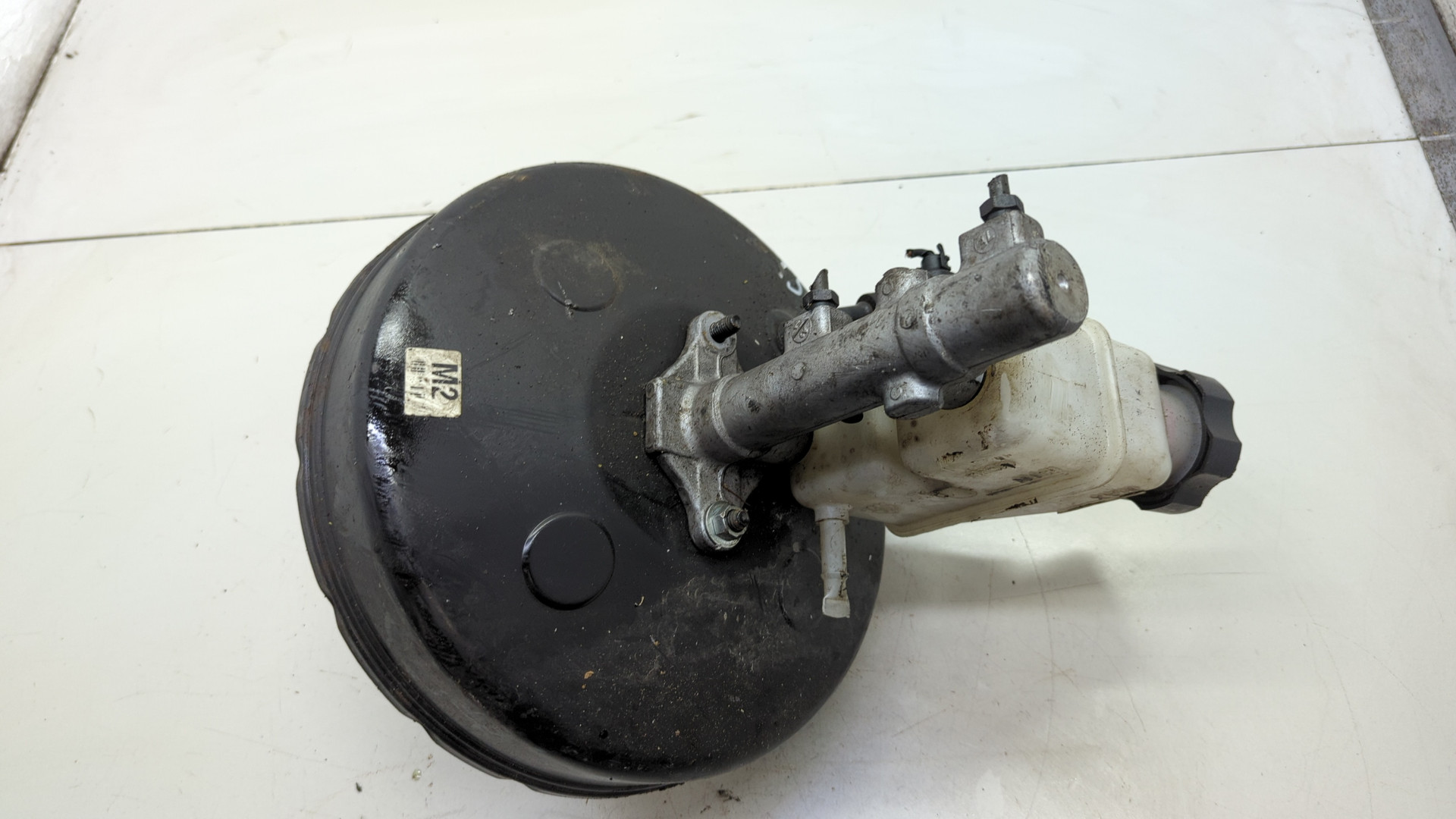 Цилиндр тормозной главный