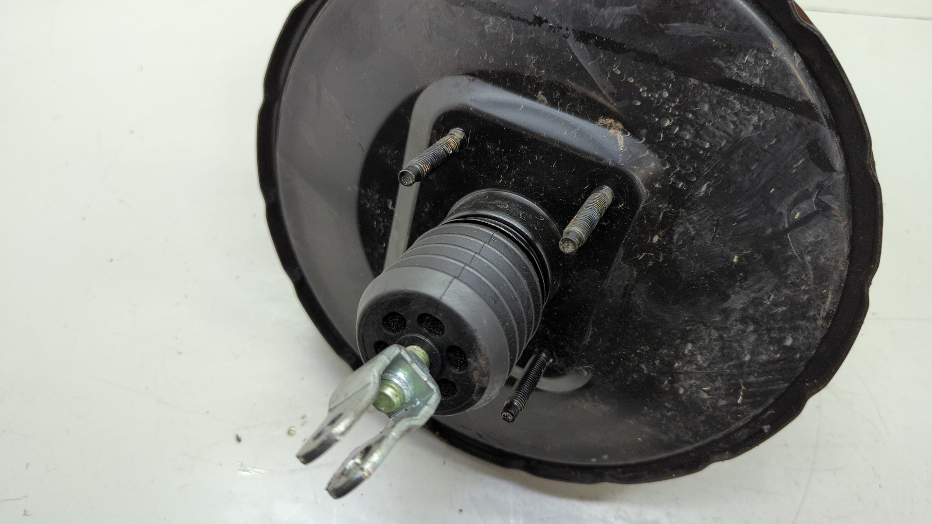 Цилиндр тормозной главный