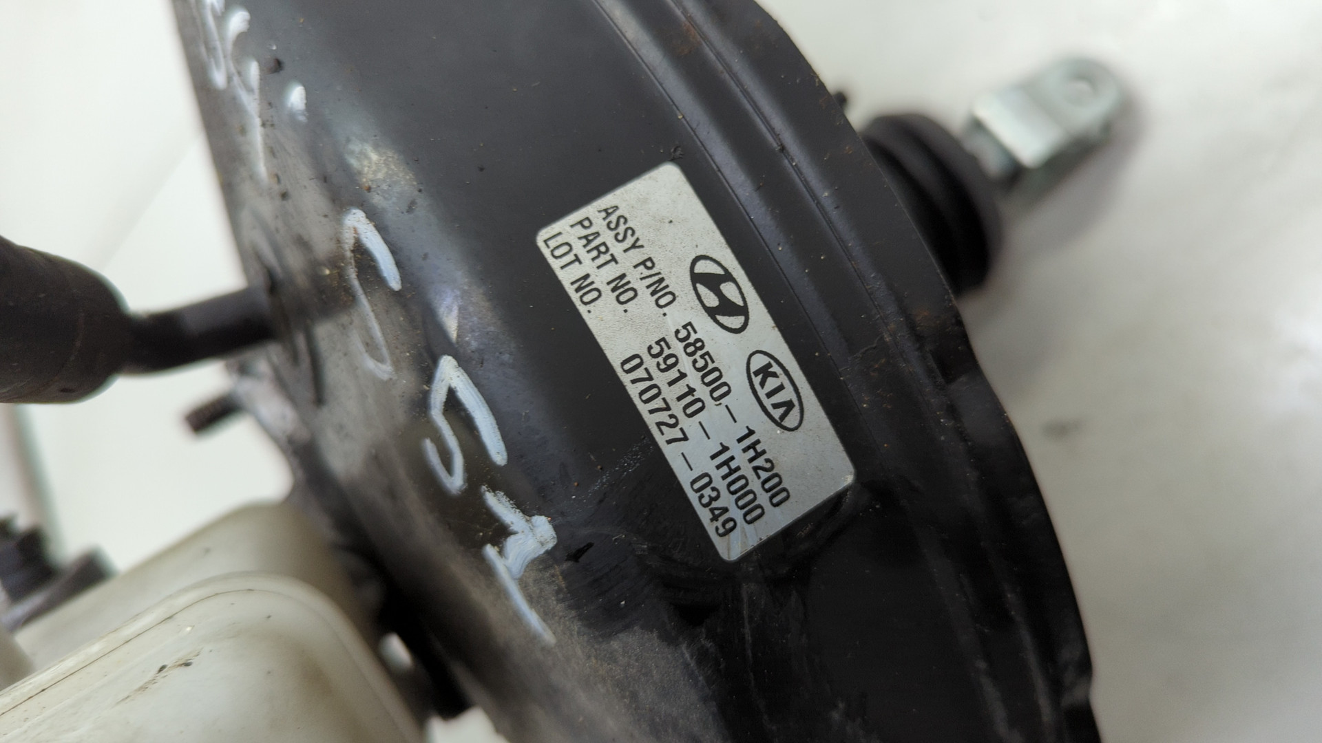 Цилиндр тормозной главный