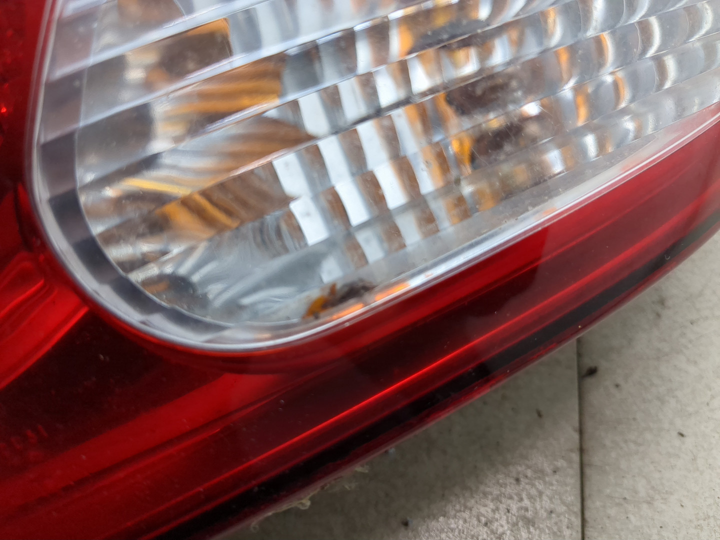 Фонарь задний правый