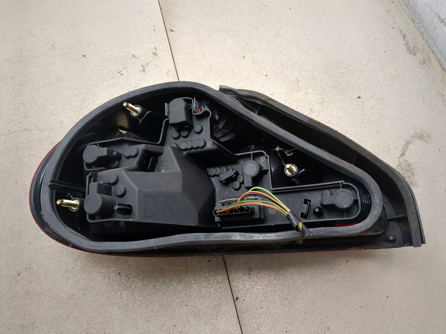 Фонарь задний правый