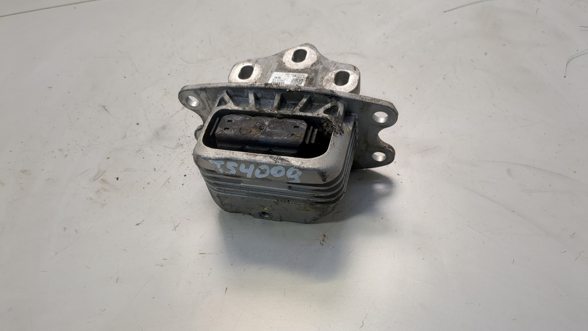 Опора двигателя