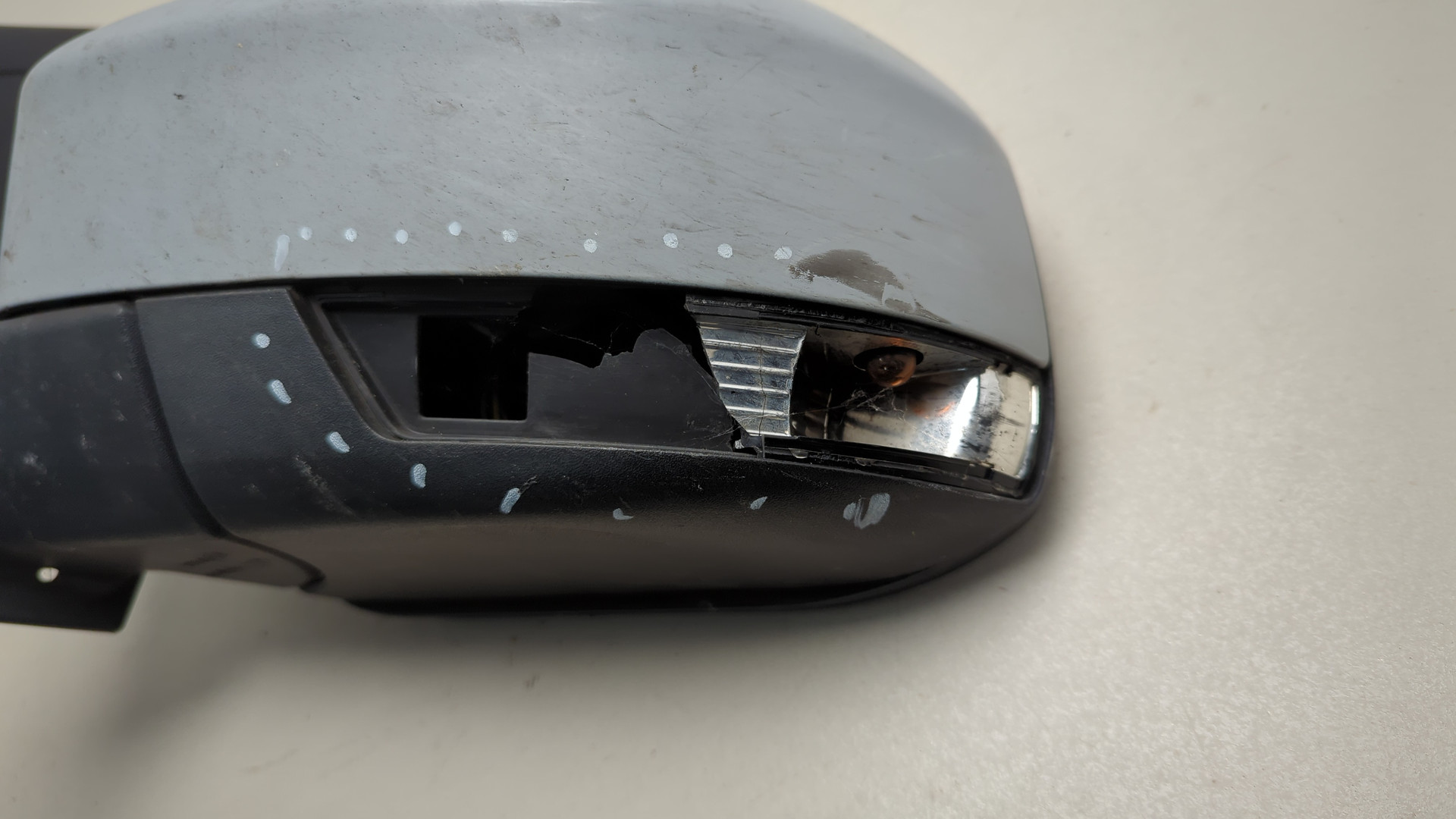 Зеркало левое электрическое