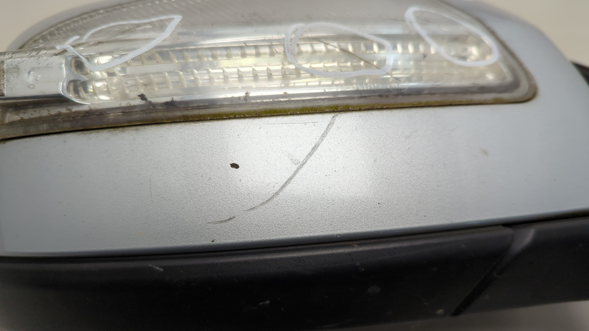 Зеркало правое электрическое