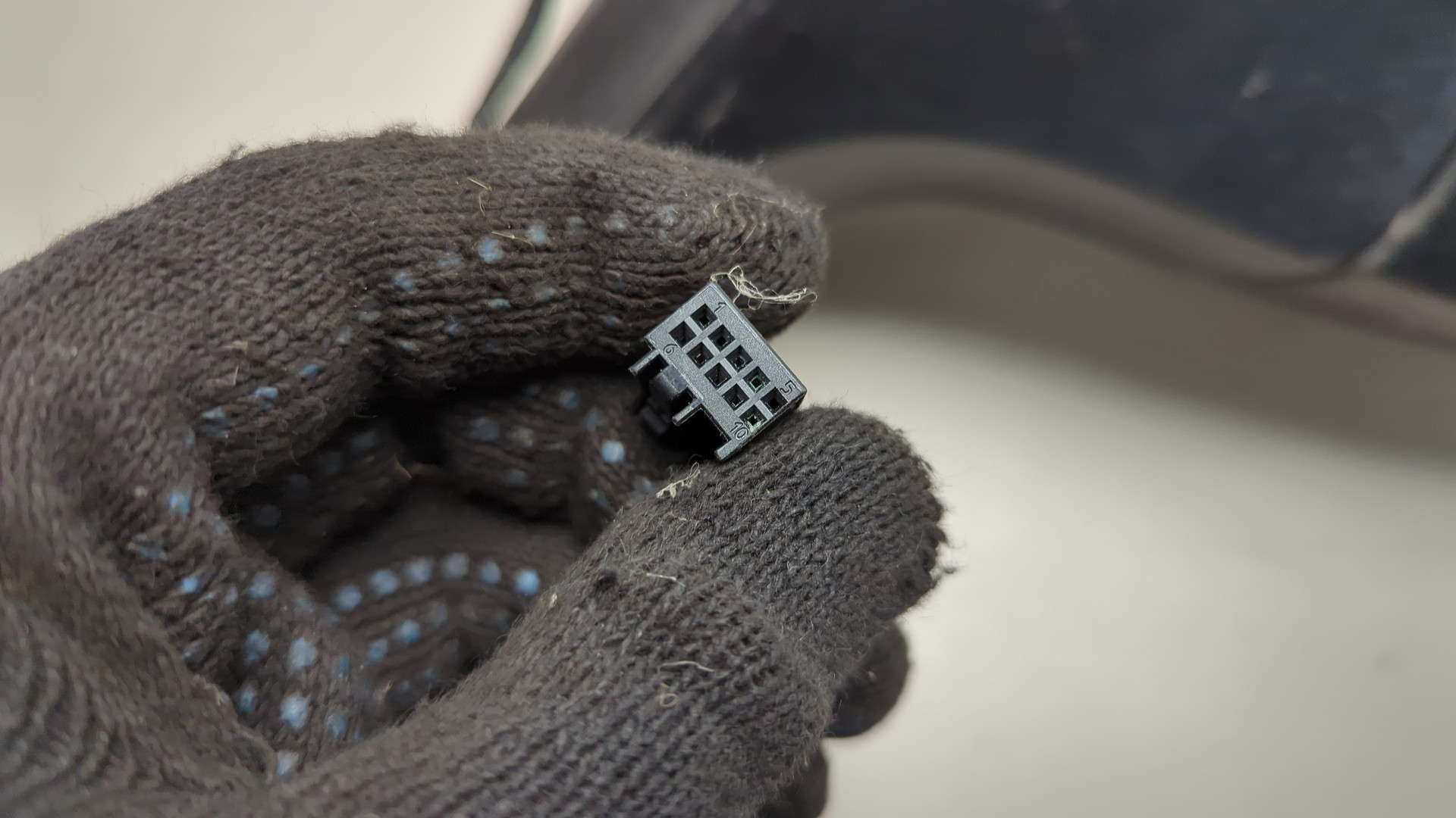 Зеркало правое электрическое