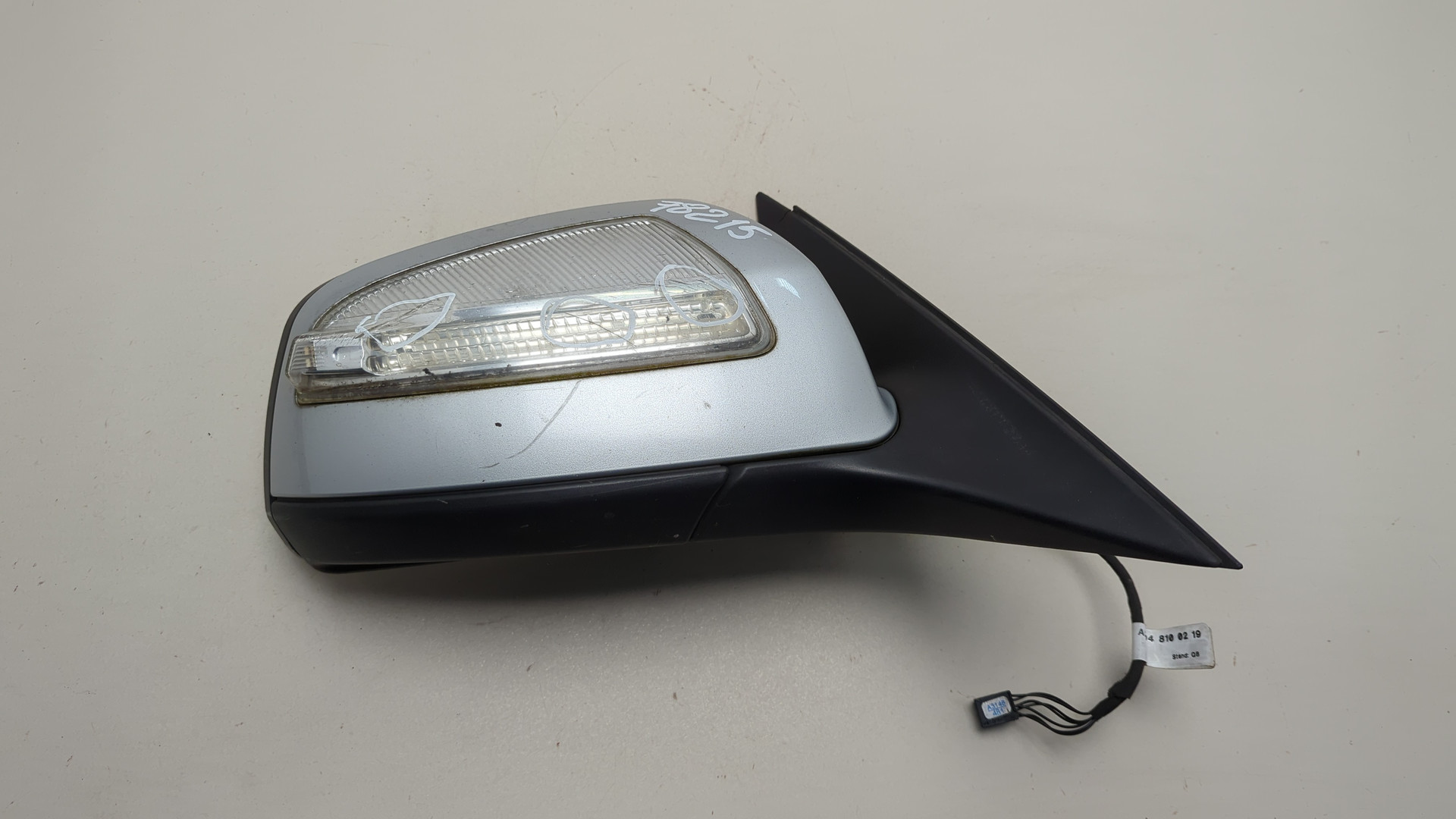 Зеркало правое электрическое