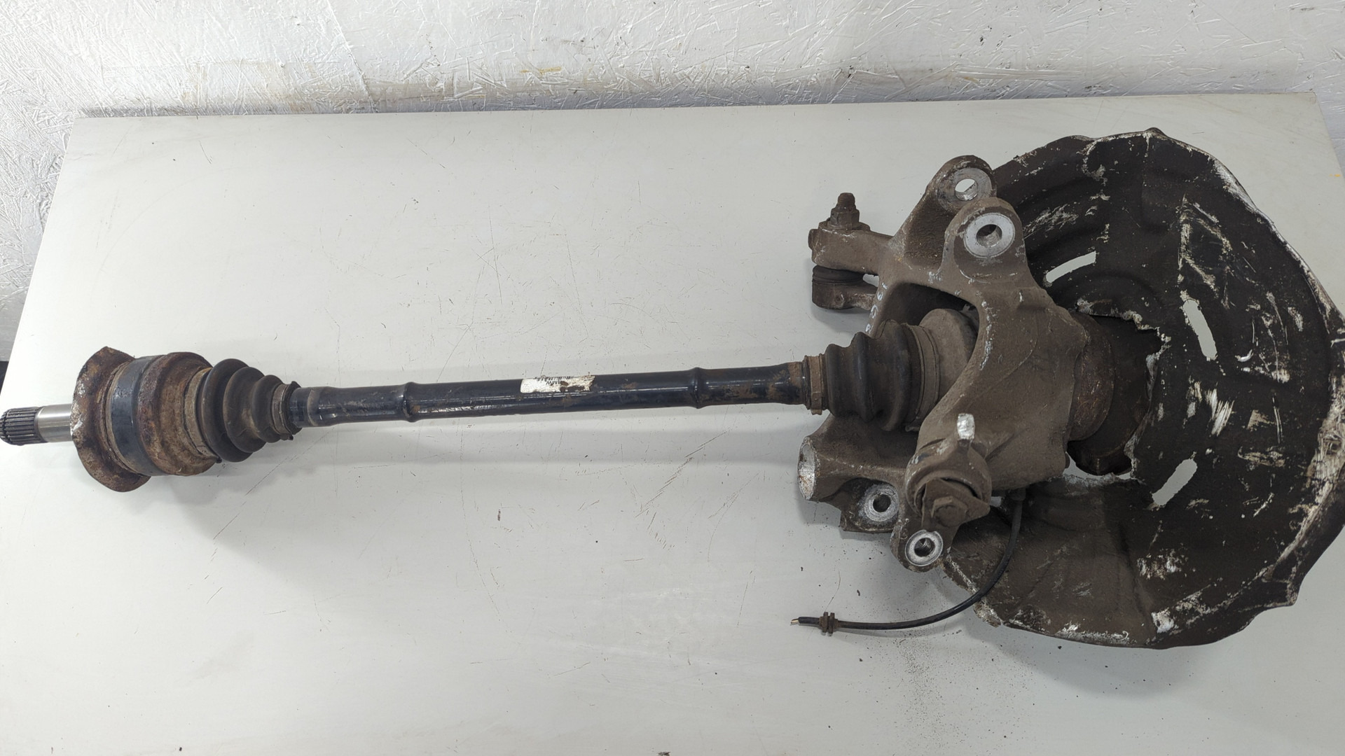 Кулак поворотный задний правый