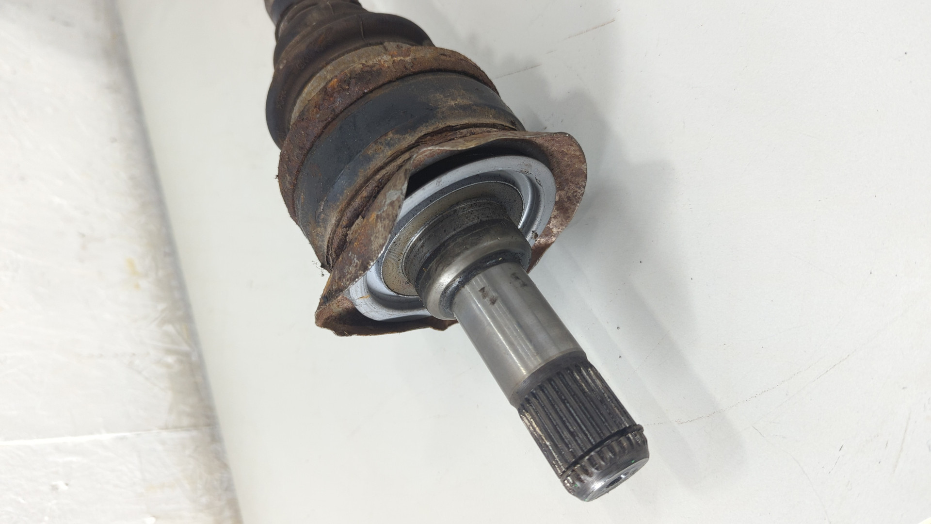 Кулак поворотный задний правый