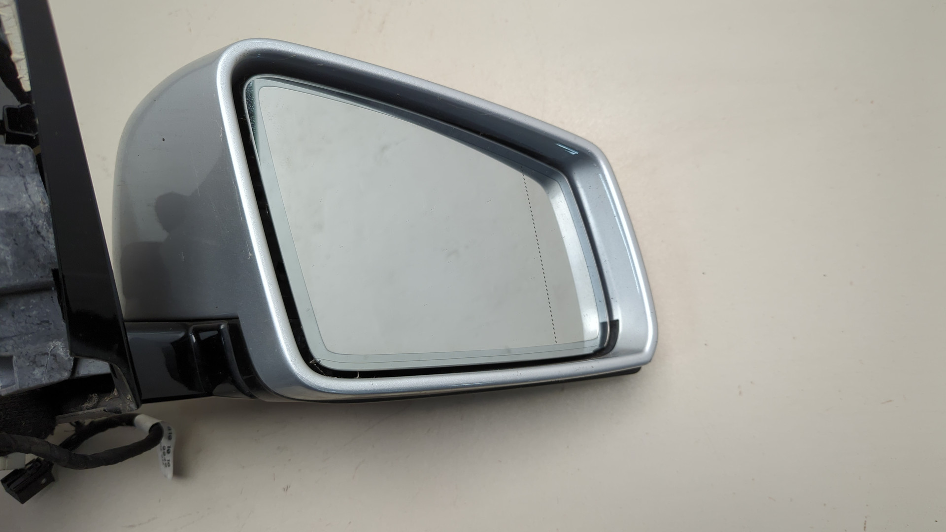 Зеркало правое электрическое