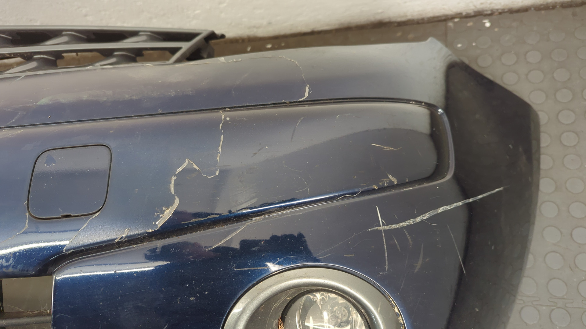 Бампер передний