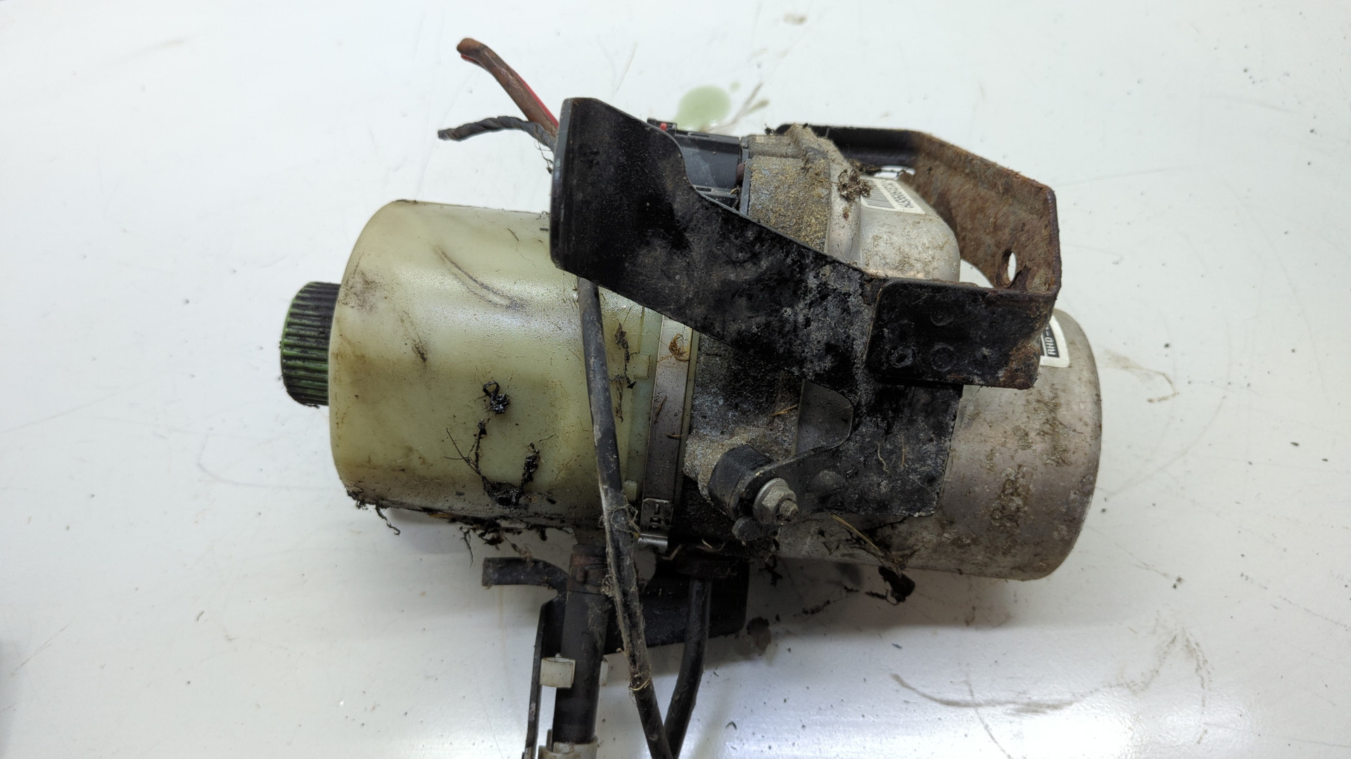 Насос ГУР (гидроусилитель руля)