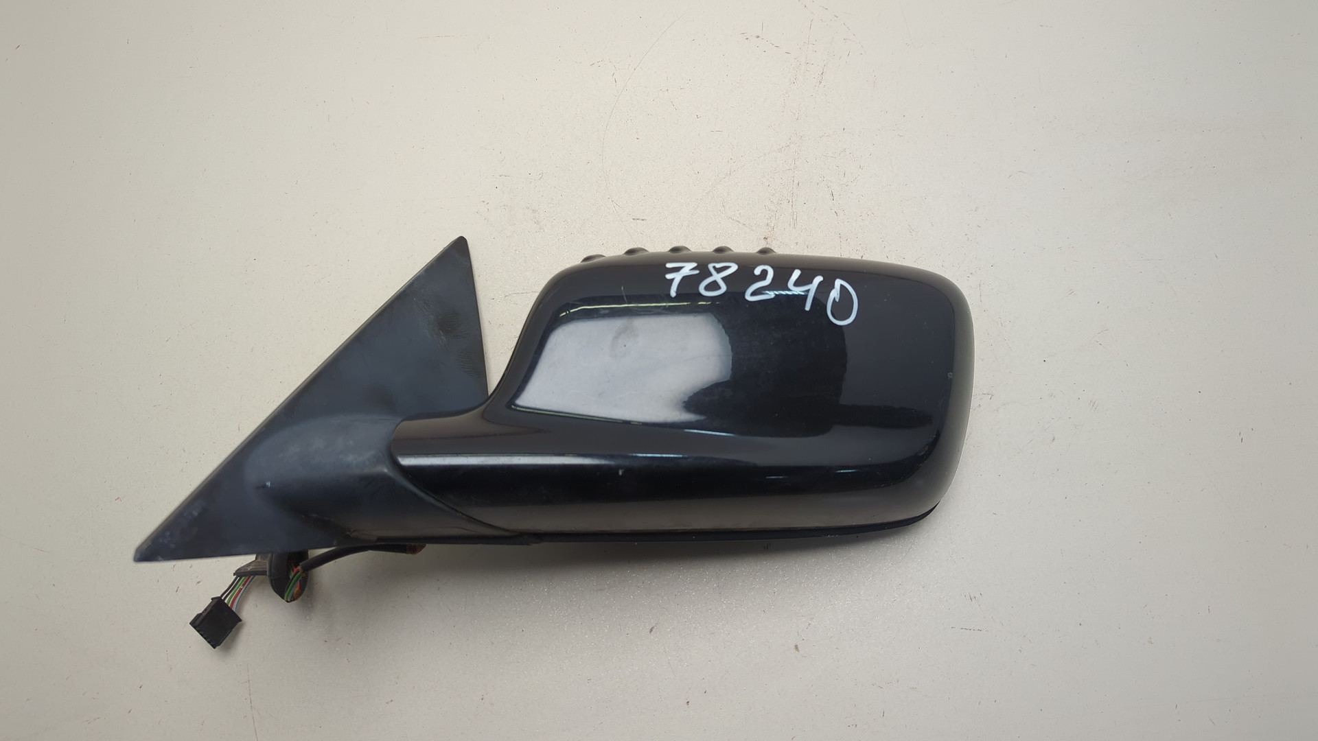 Зеркало левое электрическое