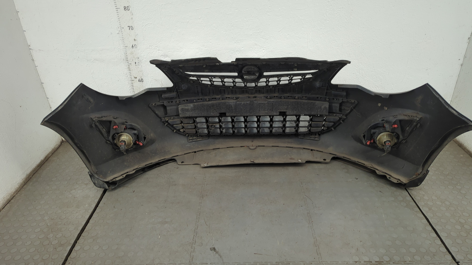 Бампер передний