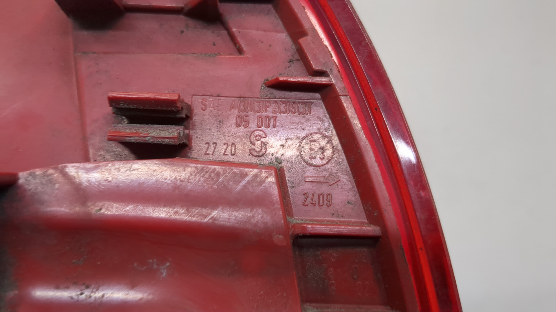 Фонарь задний правый