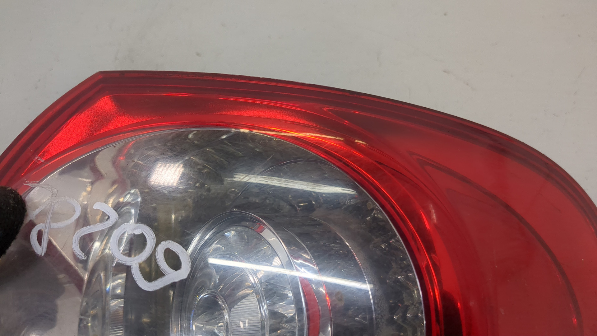 Фонарь задний правый