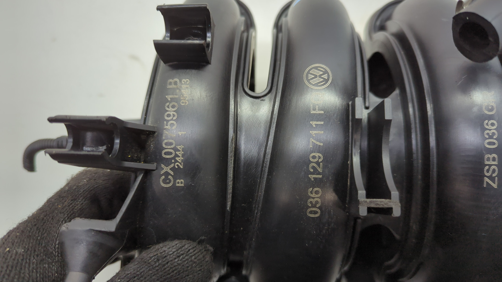 Коллектор впускной