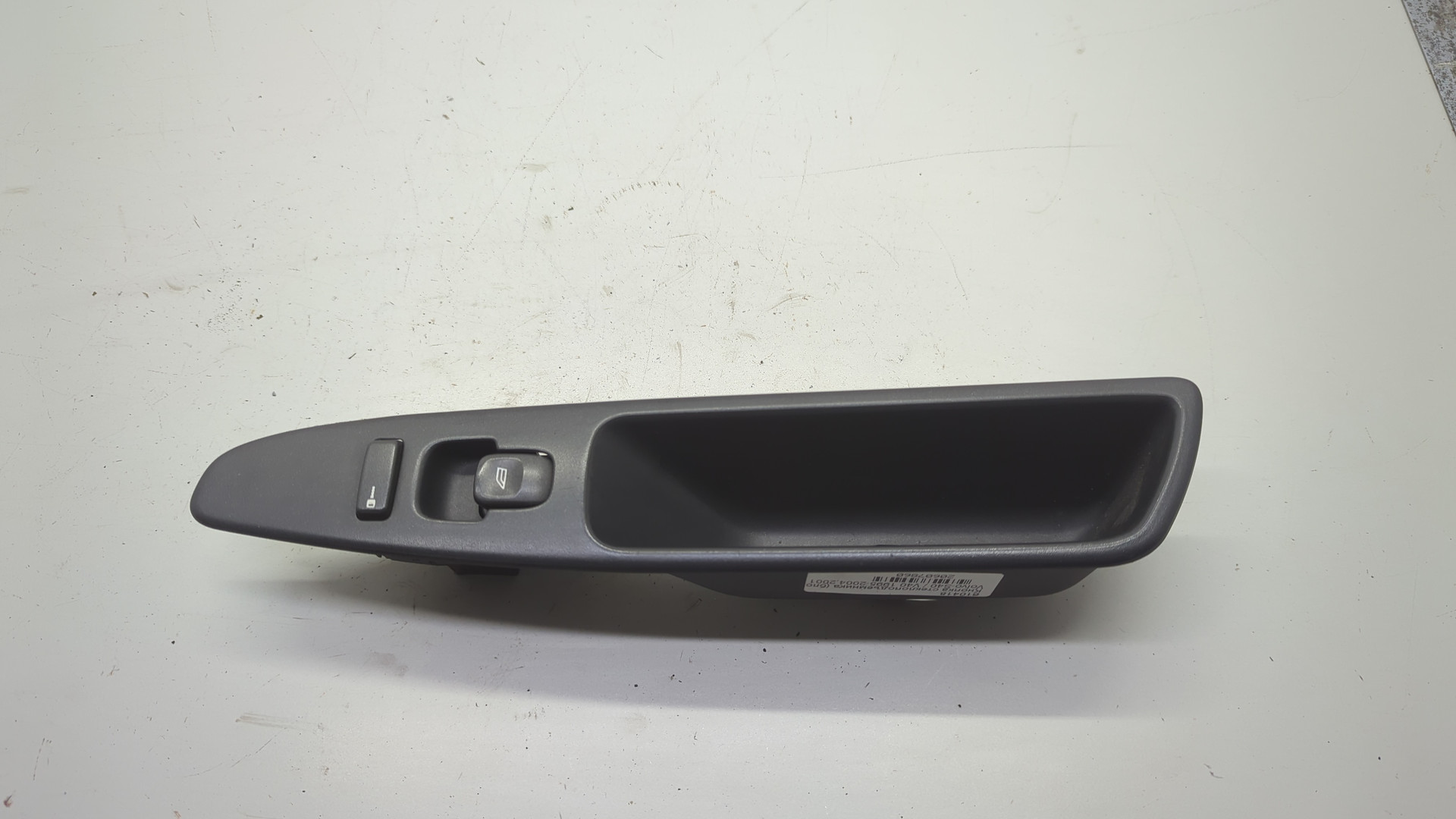 Кнопка стеклоподъемника