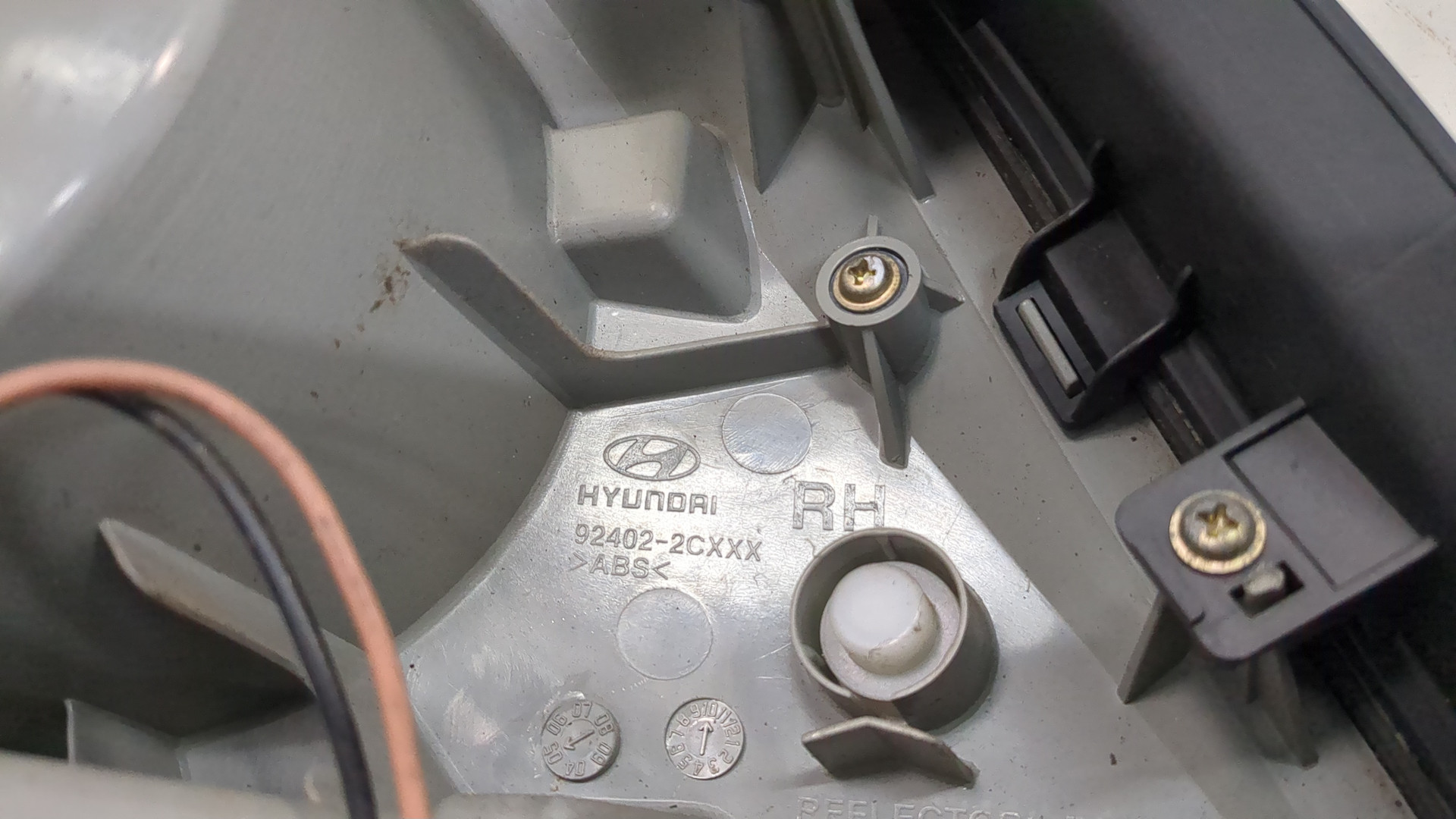 Фонарь задний правый