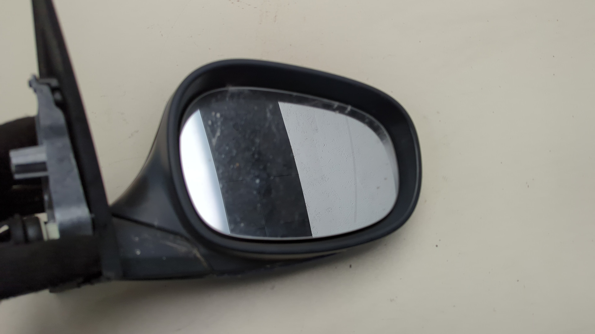 Зеркало правое электрическое