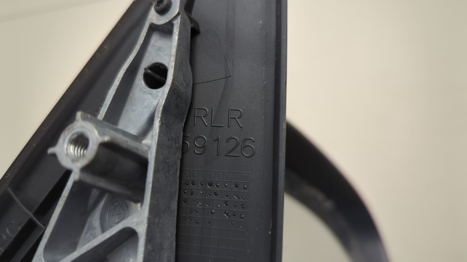 Зеркало правое электрическое