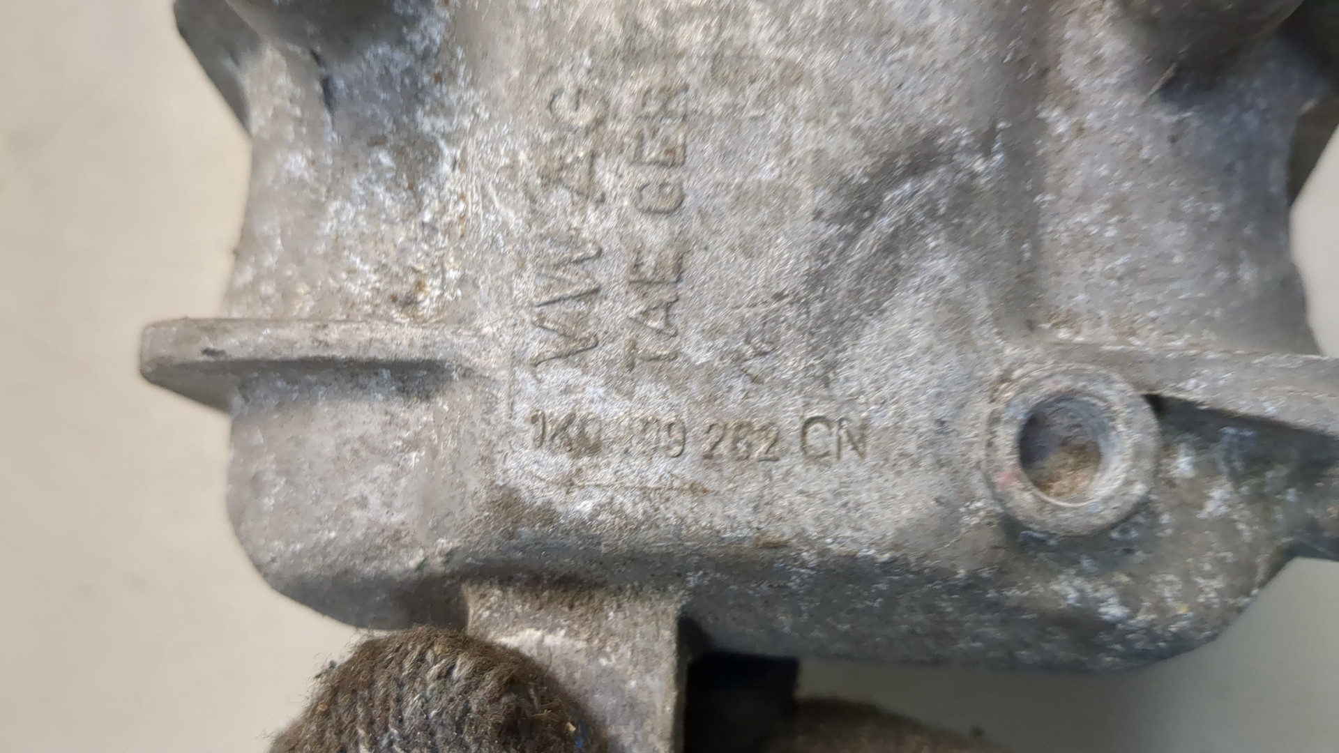 Опора двигателя правая