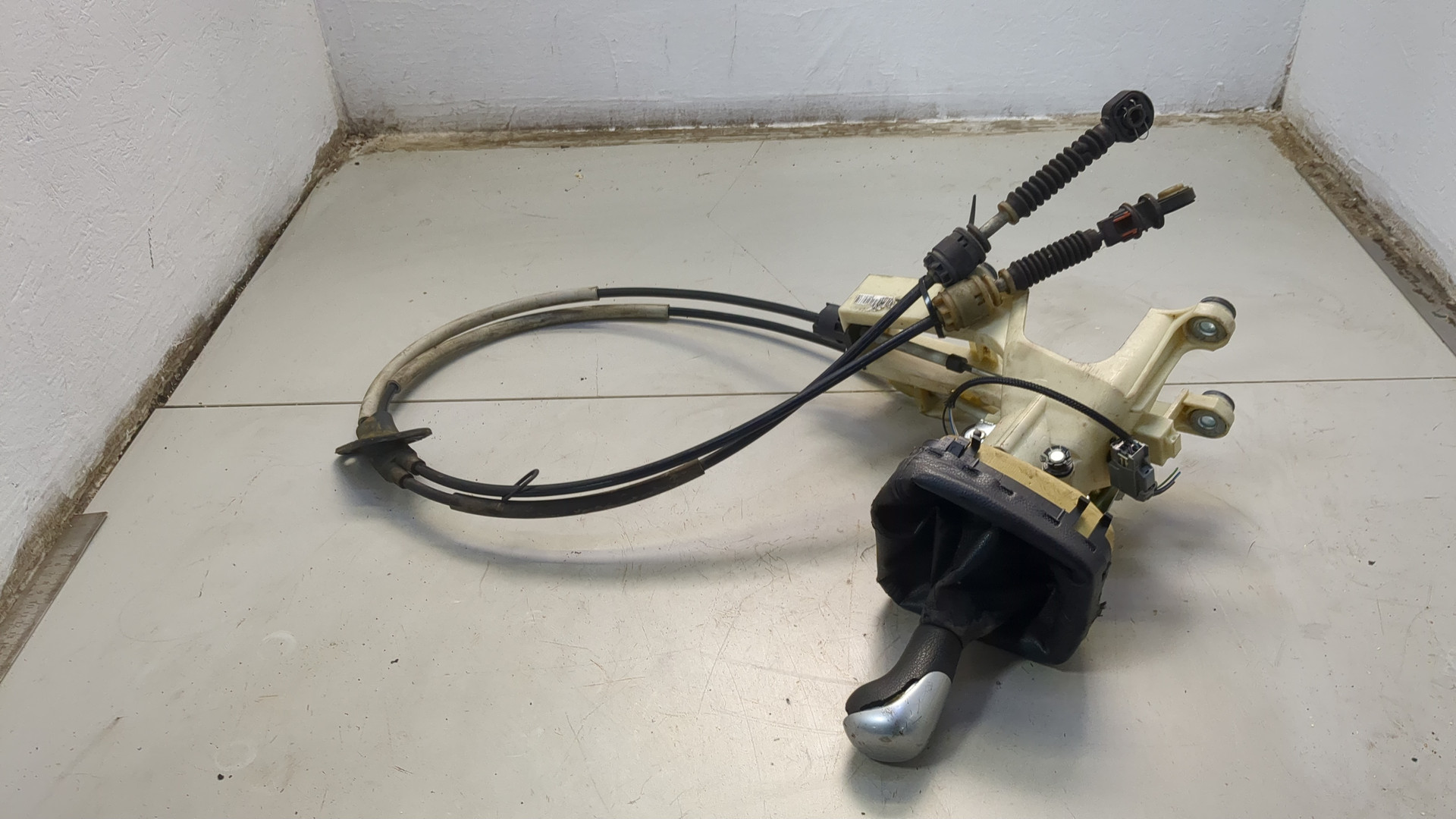 Кулиса МКПП / АКПП