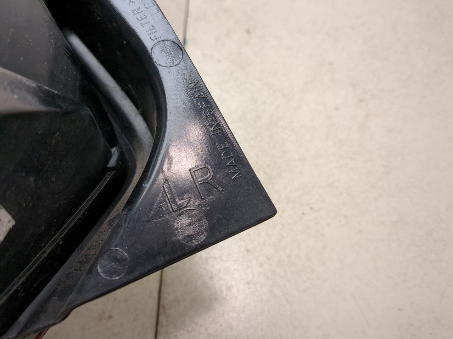 Фонарь задний правый