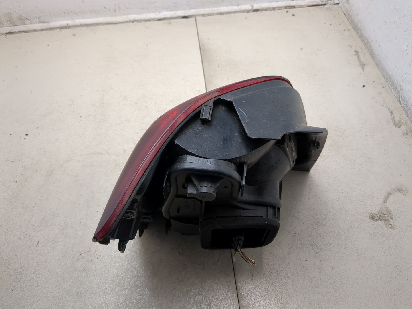 Фонарь задний правый