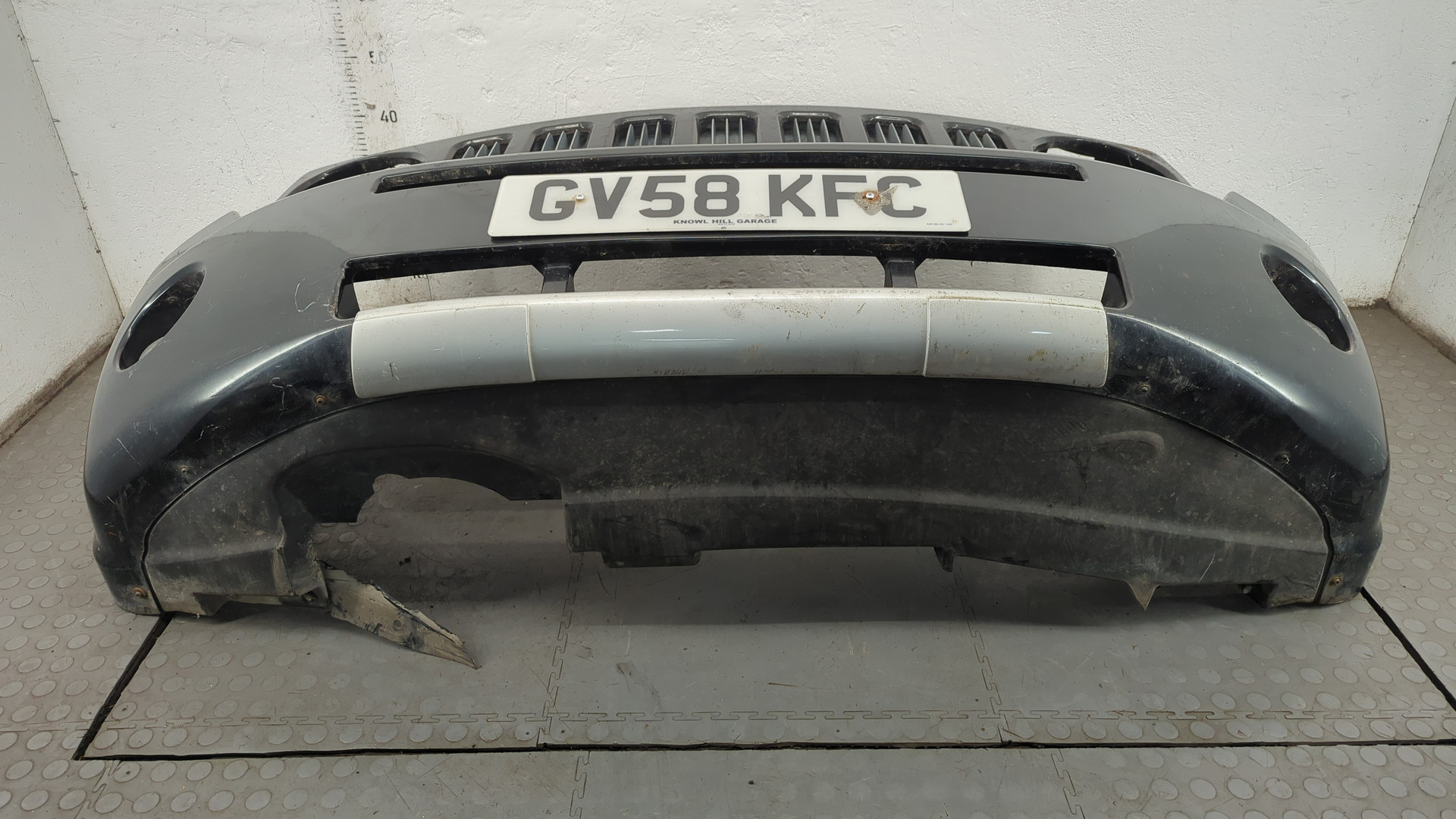 Бампер передний