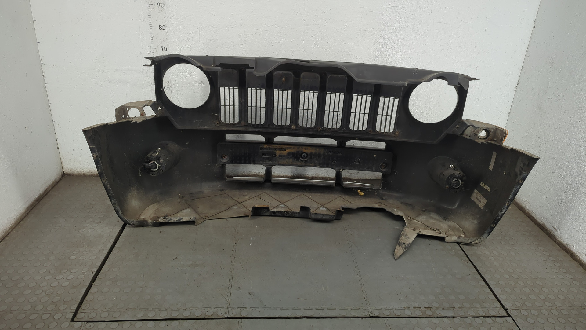 Бампер передний