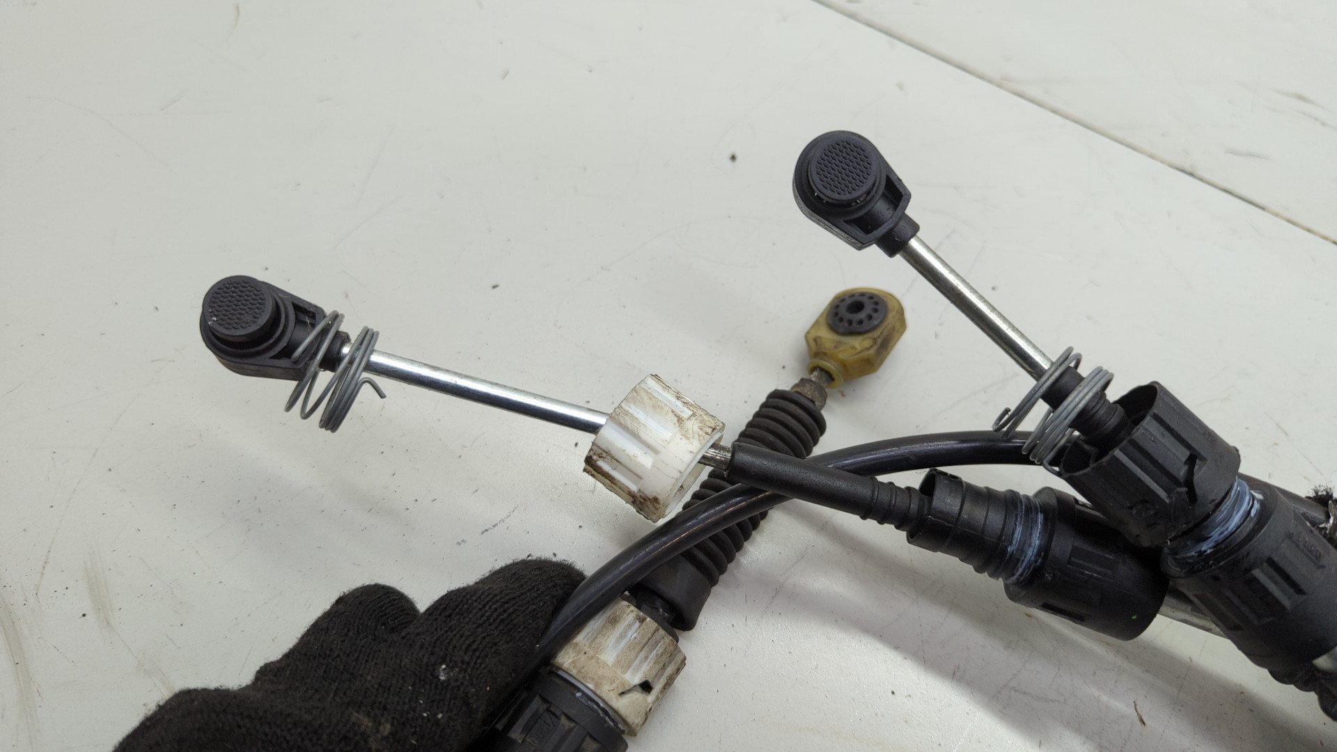 Трос КПП (выбора/переключения передач)