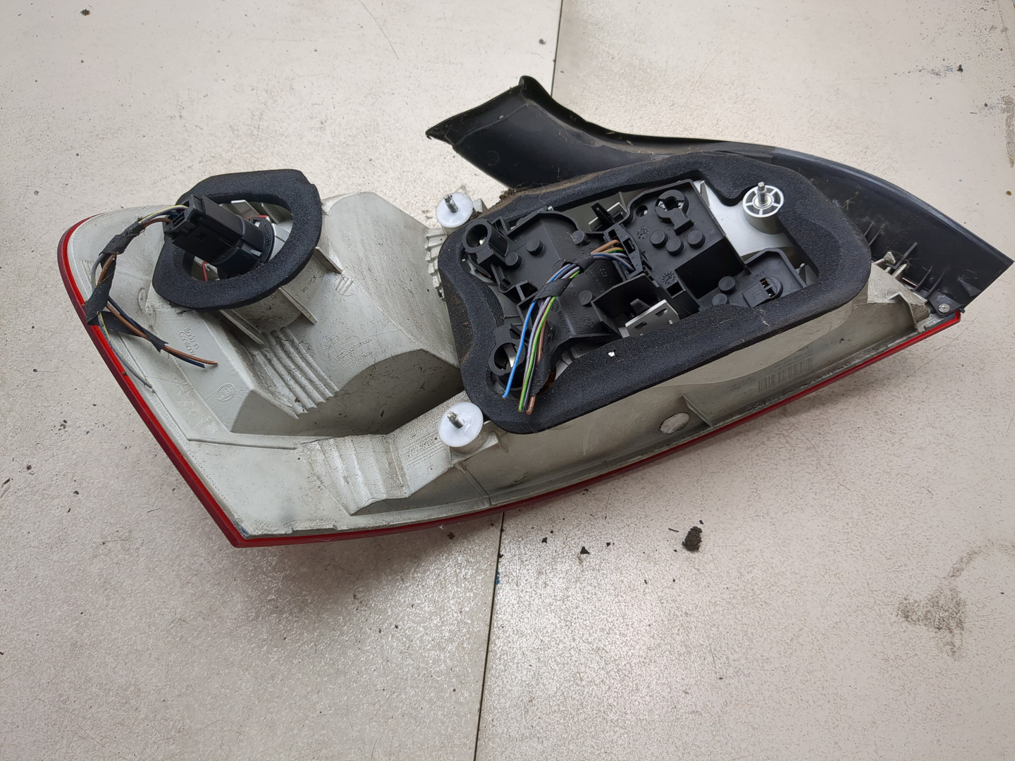 Фонарь задний правый