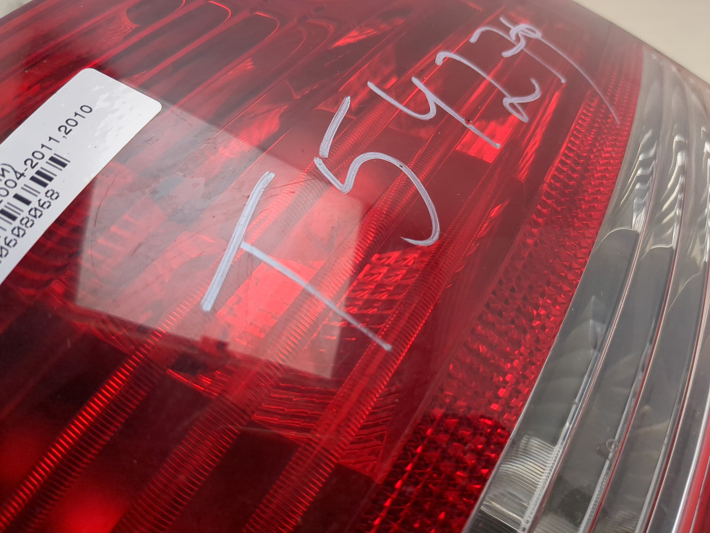 Фонарь задний левый