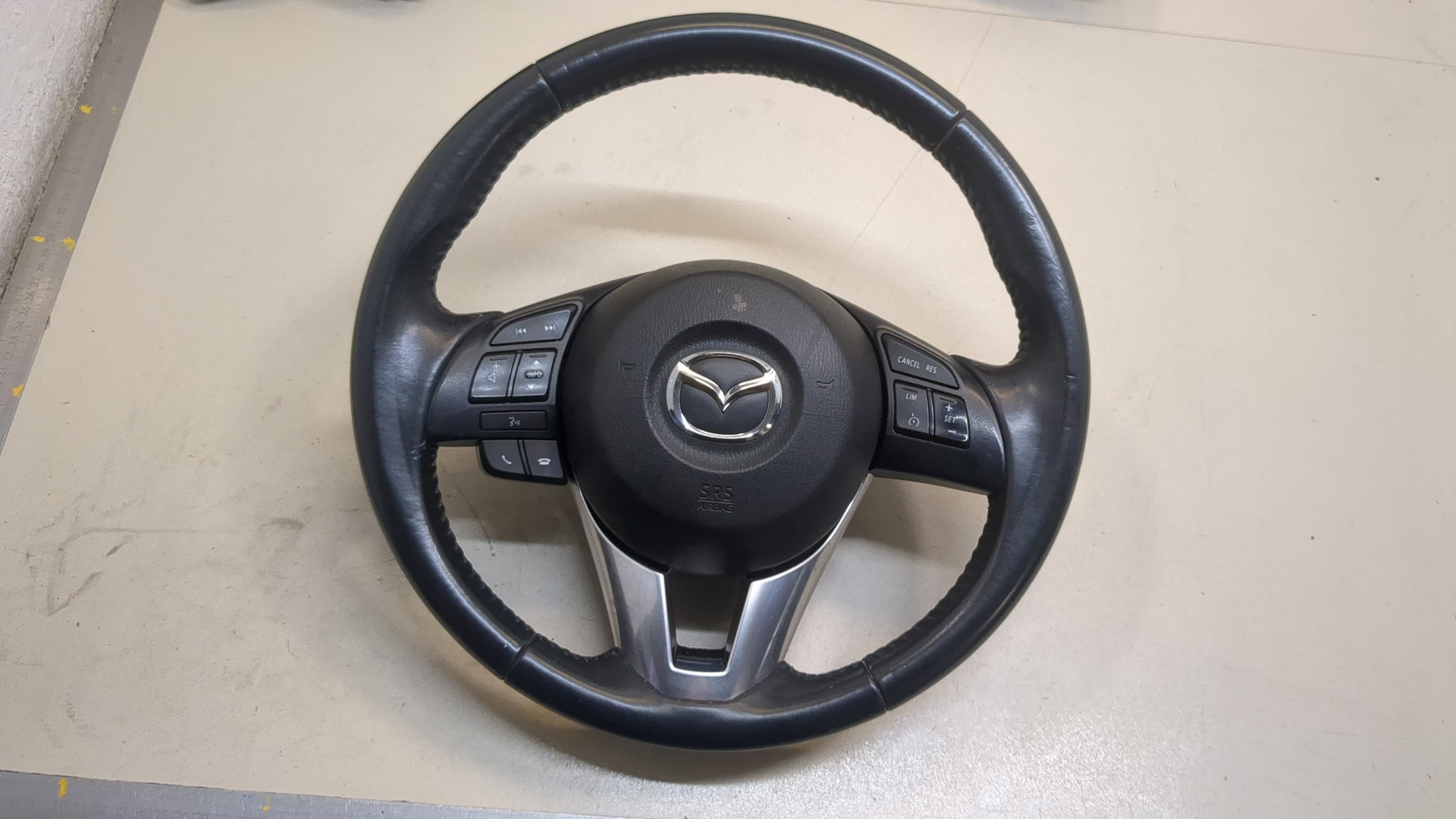 Рулевое колесо (руль)