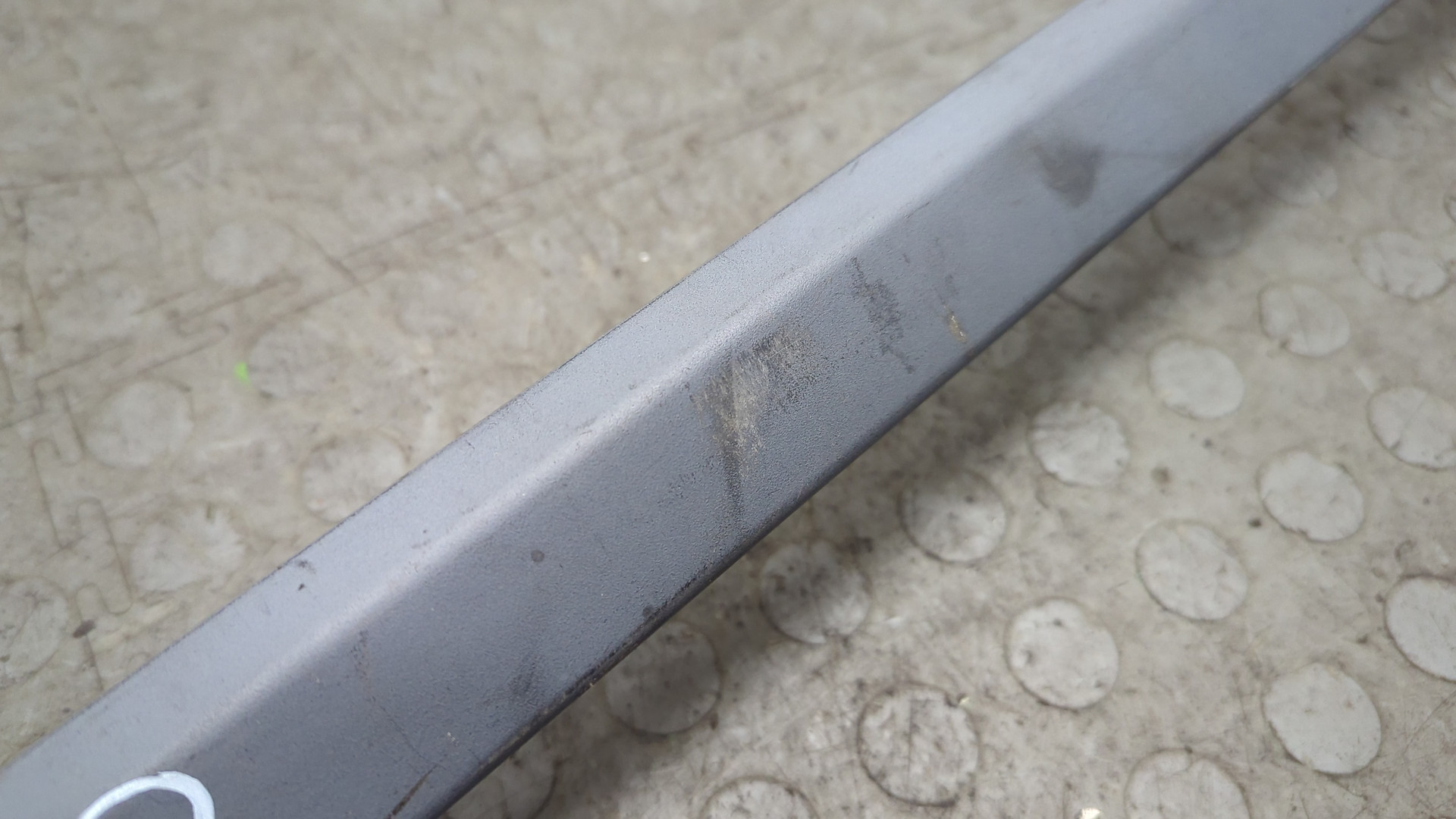 Рейлинг (релинг) правый (планка на крышу)